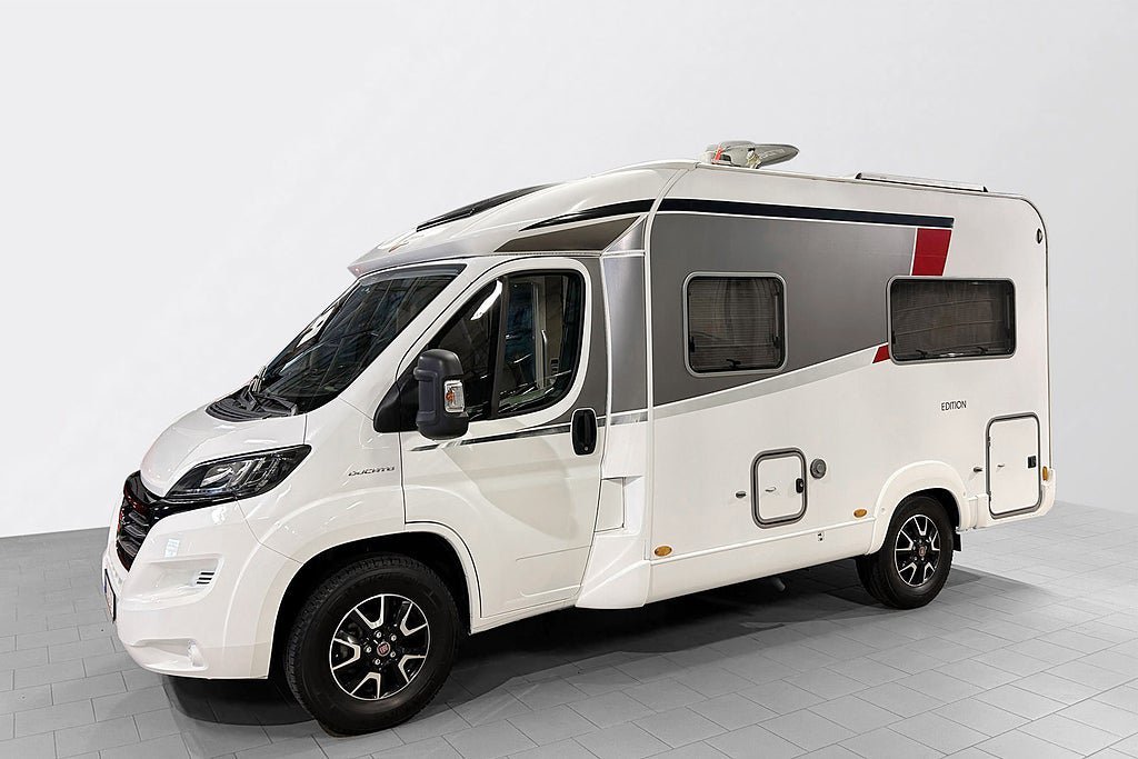 Vehicle Image 37
