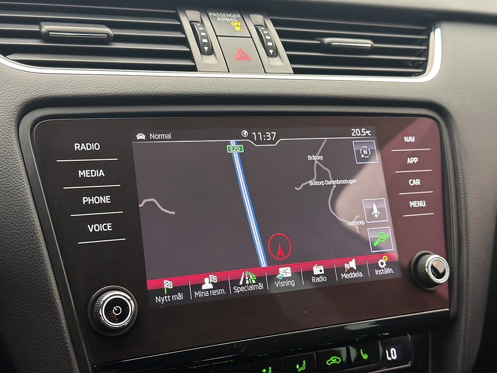 Vehicle Image 22