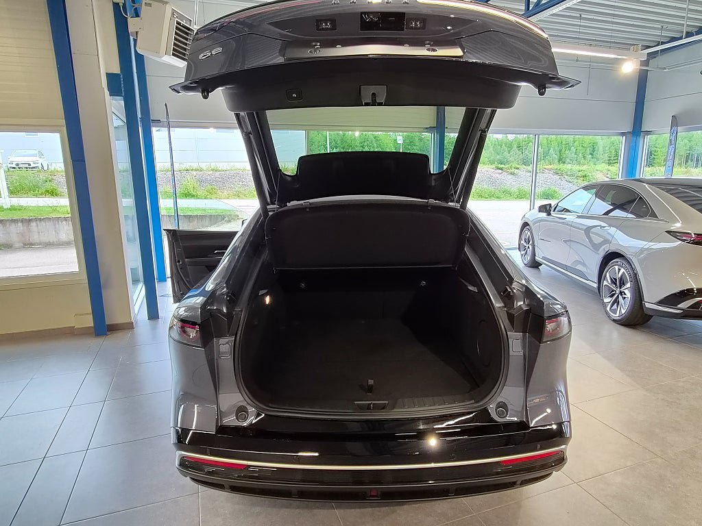 Vehicle Image 14
