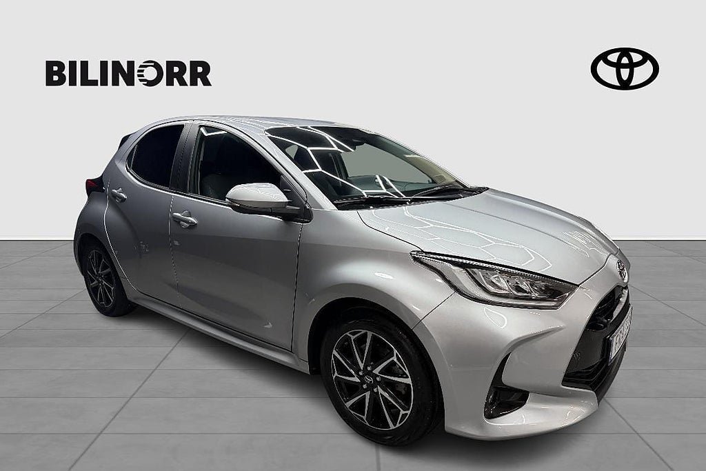 Vehicle Image 7