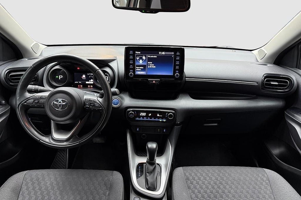 Vehicle Image 11