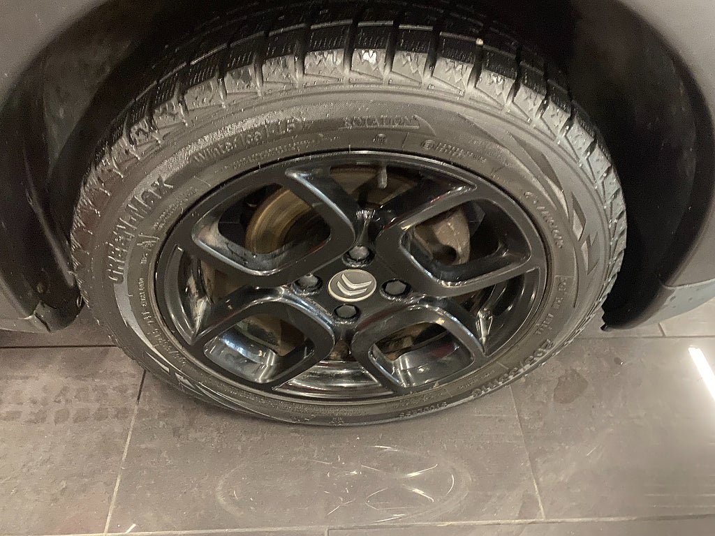 Vehicle Image 13