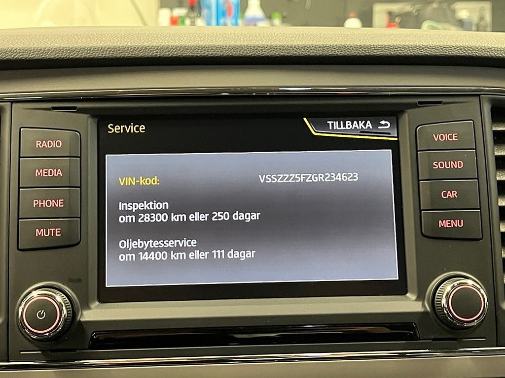 Vehicle Image 19
