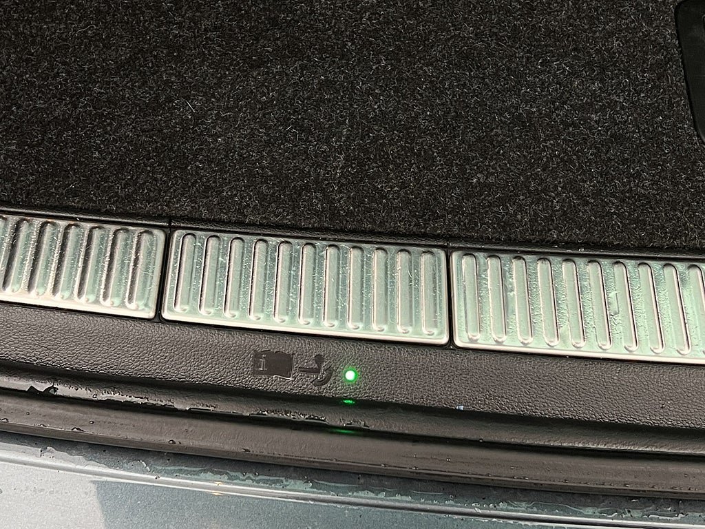 Vehicle Image 13