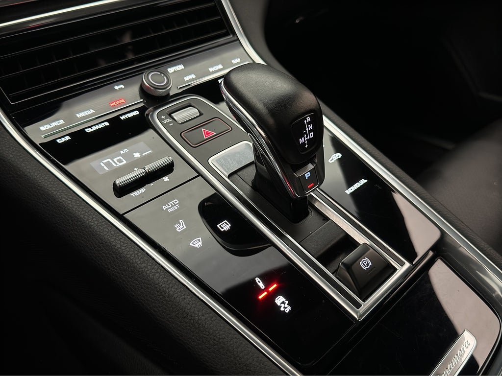 Vehicle Image 33