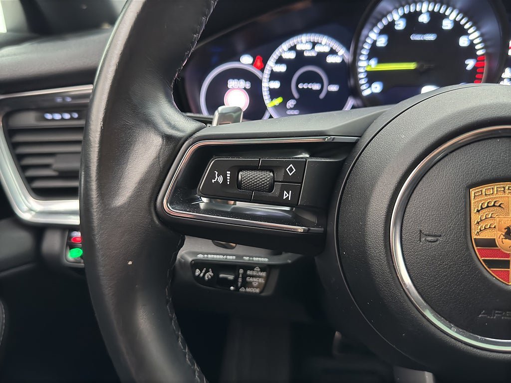 Vehicle Image 37