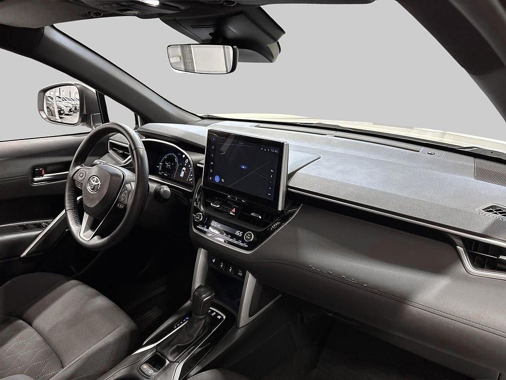 Vehicle Image 10
