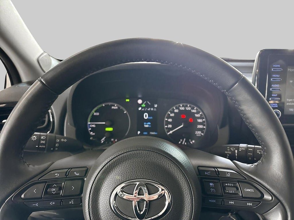 Vehicle Image 15