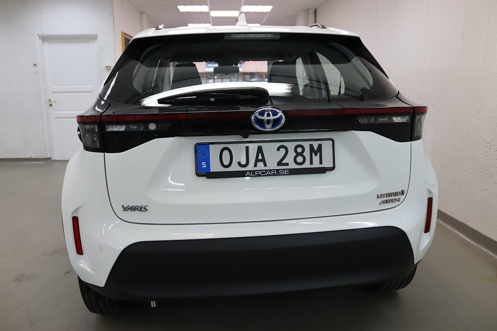 Vehicle Image 6