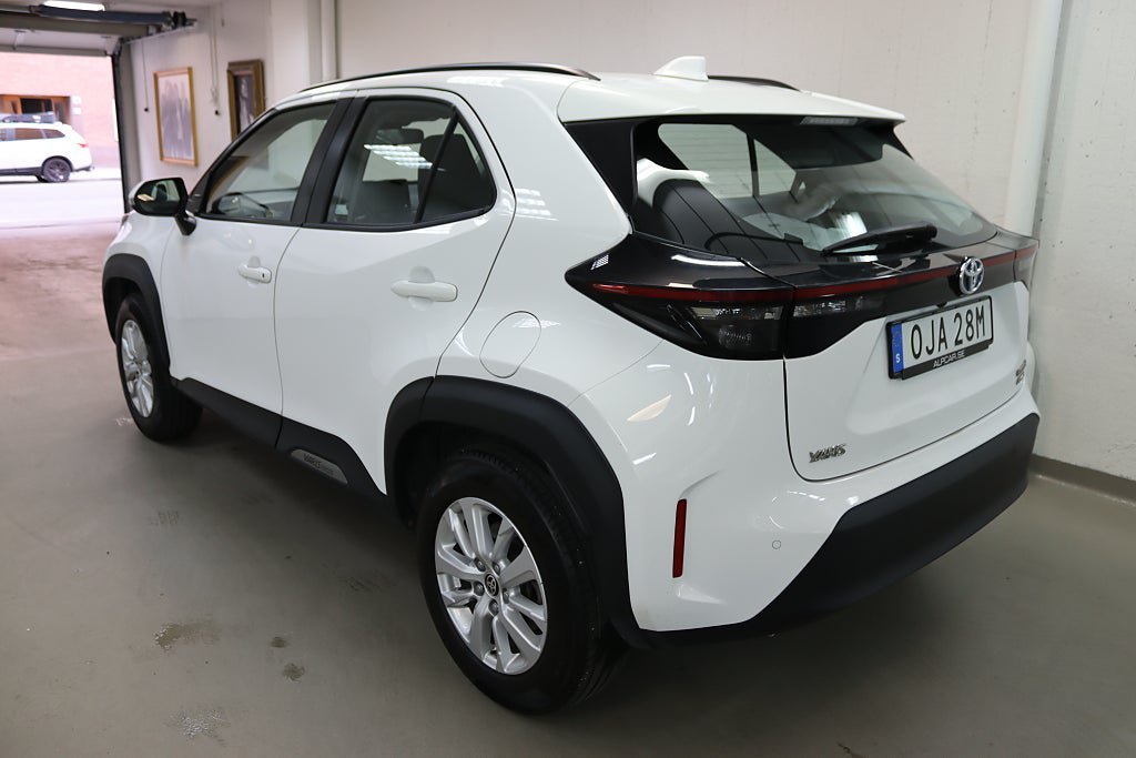 Vehicle Image 7