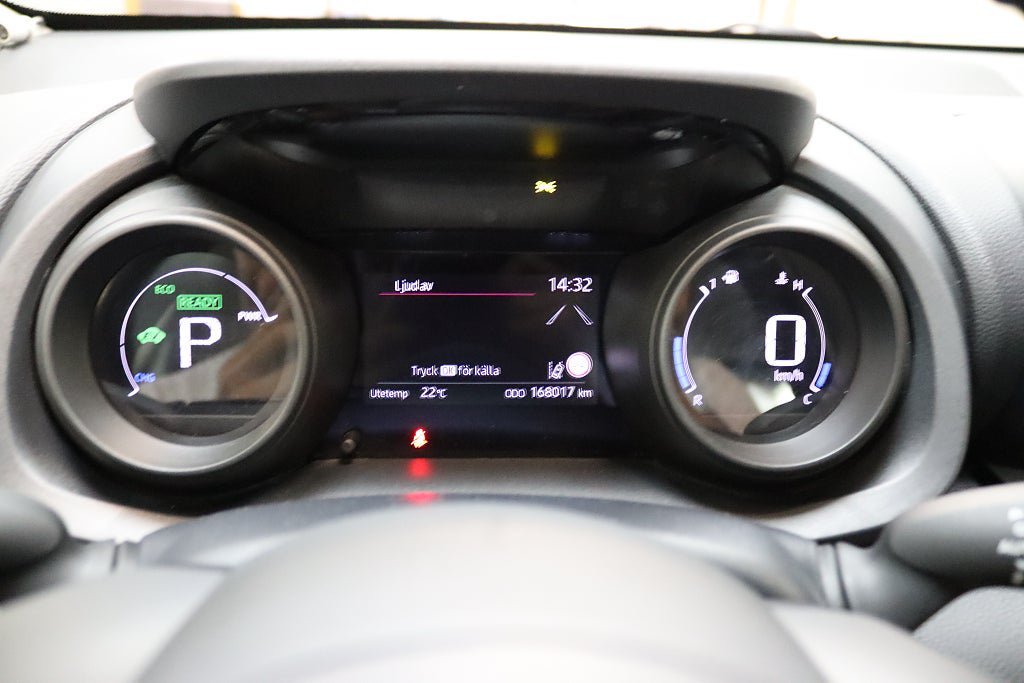 Vehicle Image 14