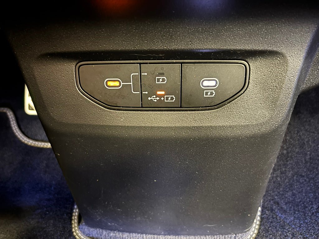 Vehicle Image 27