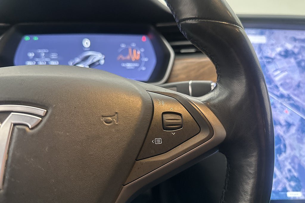Vehicle Image 26