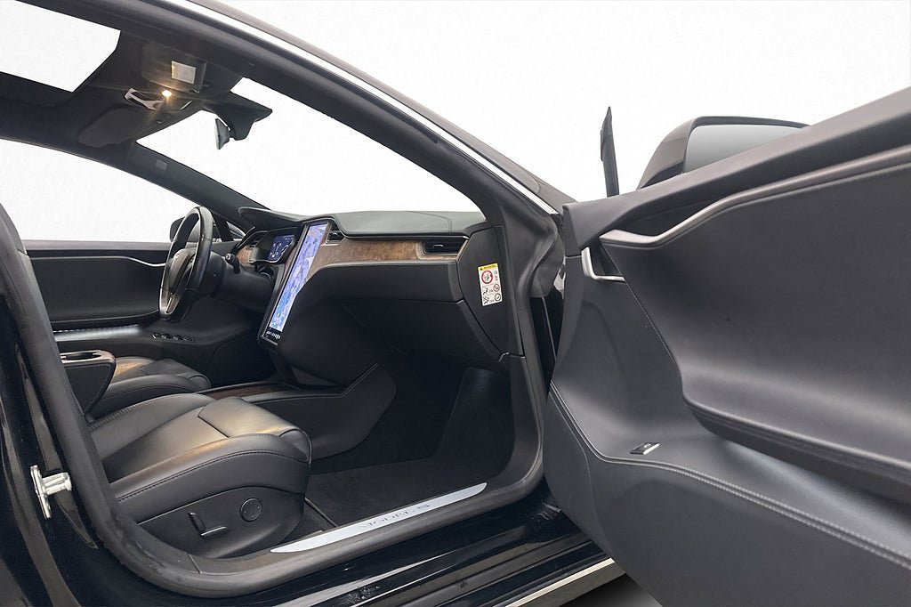 Vehicle Image 37