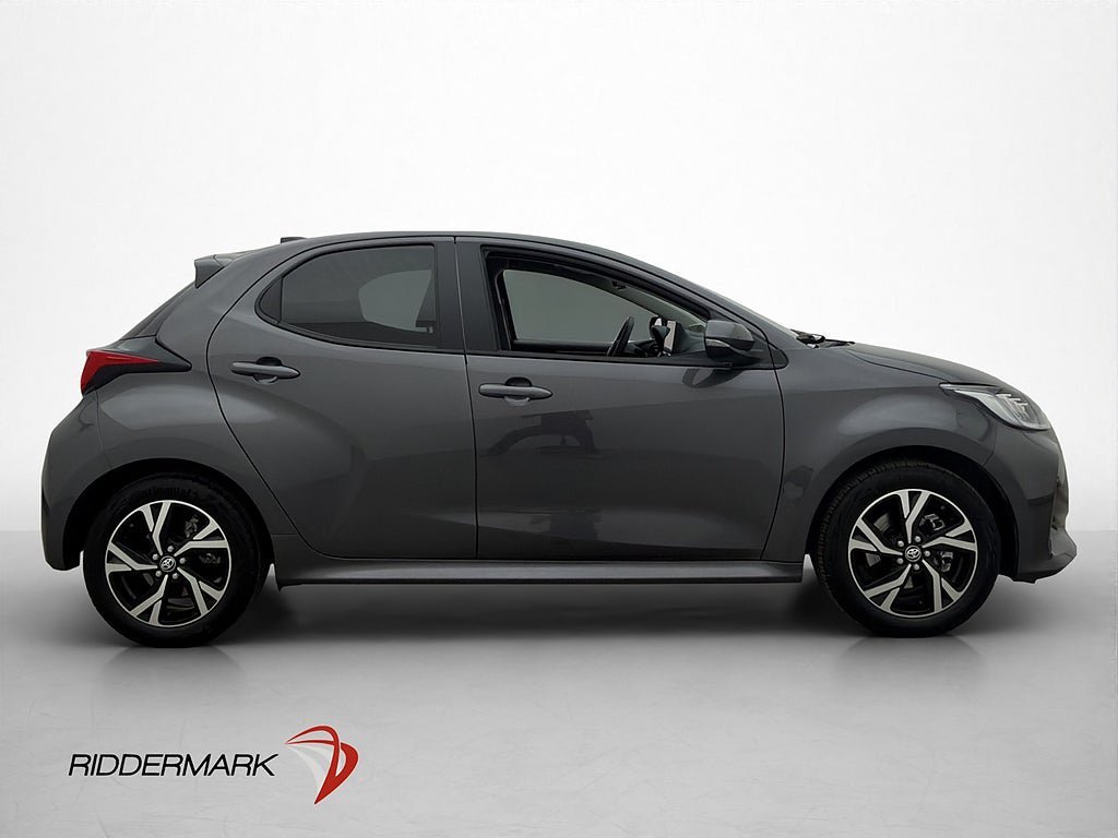 Vehicle Image 9