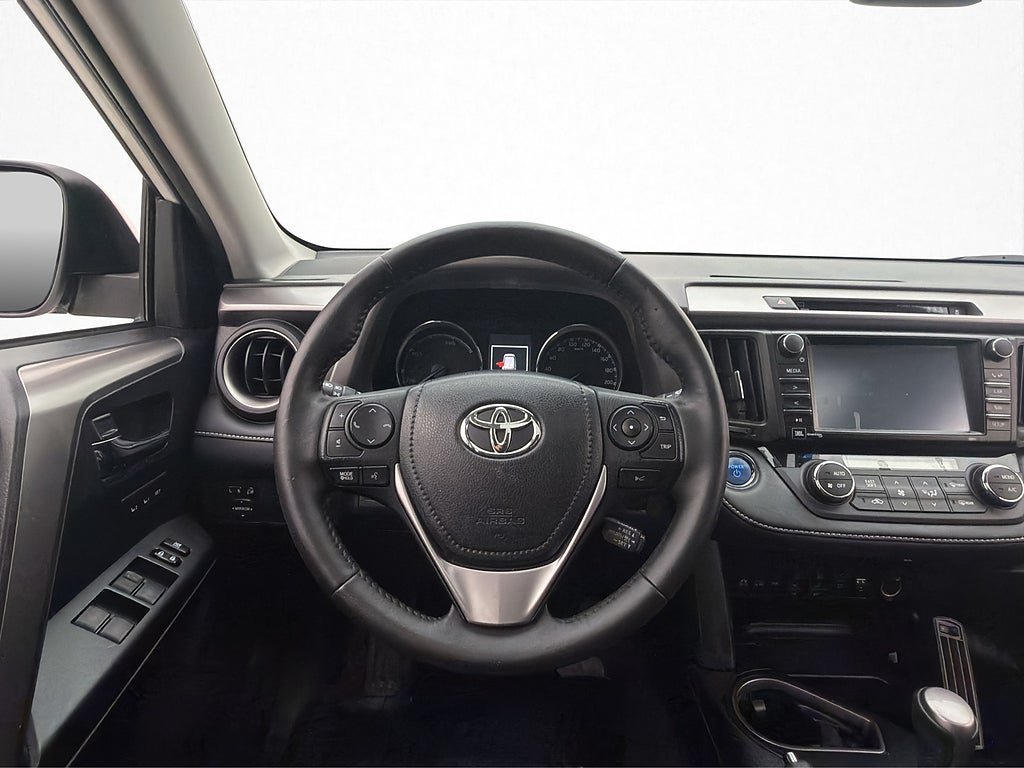 Vehicle Image 14