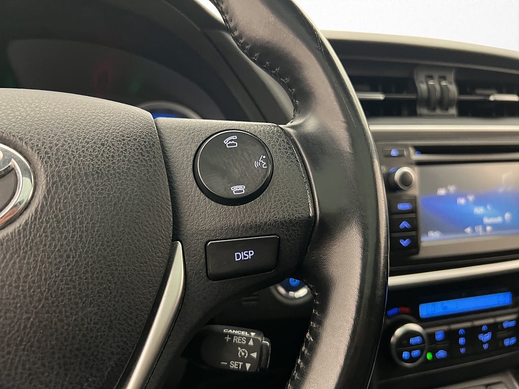 Vehicle Image 17