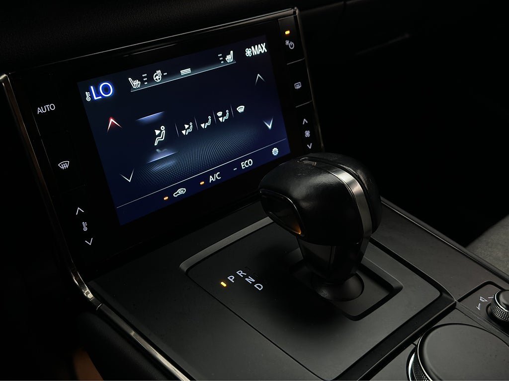 Vehicle Image 23