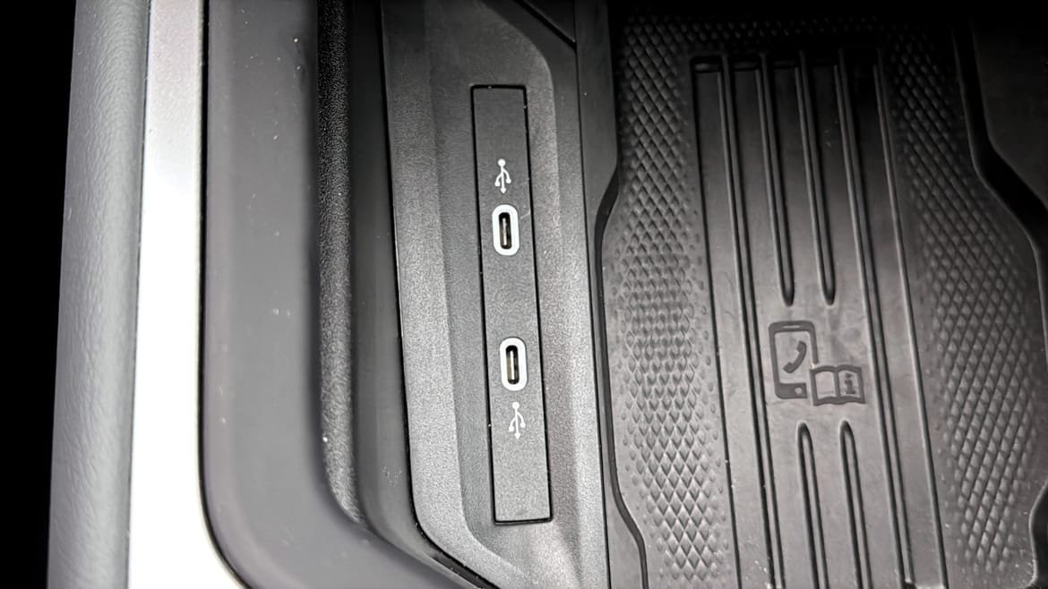 Vehicle Image 18