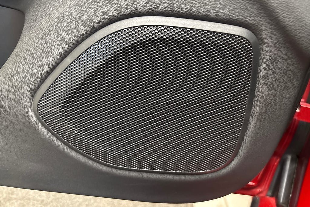 Vehicle Image 24