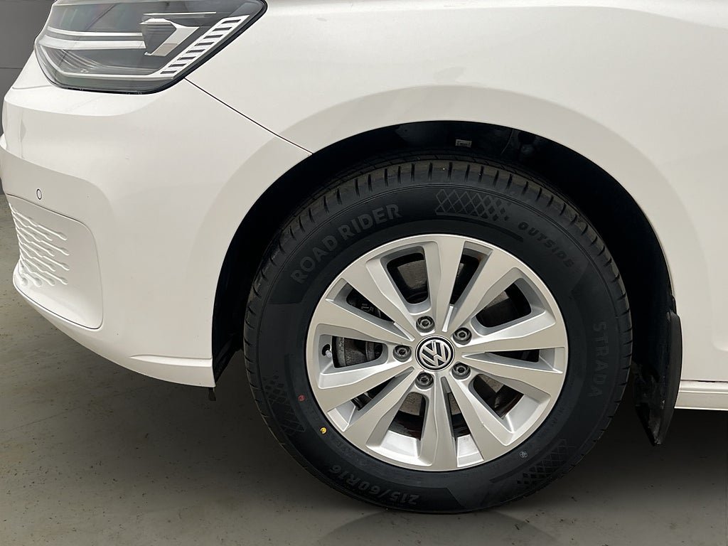 Vehicle Image 28