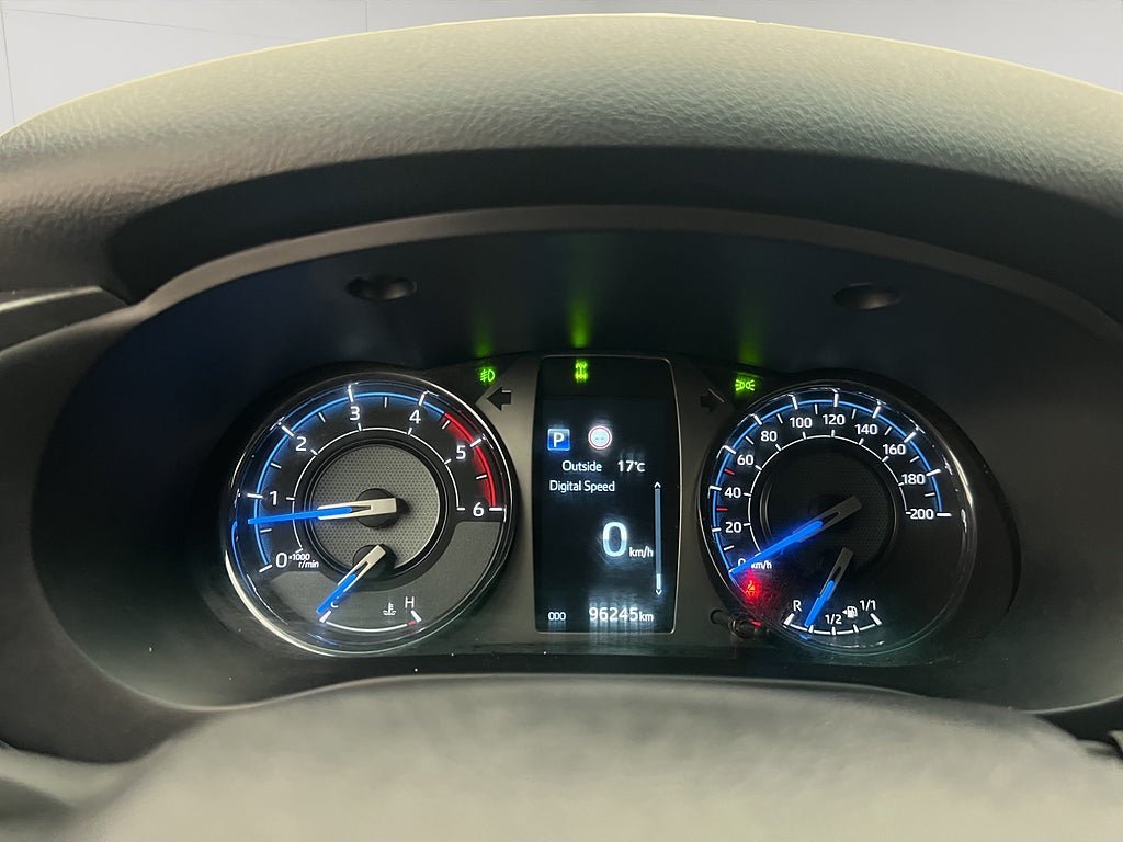 Vehicle Image 21