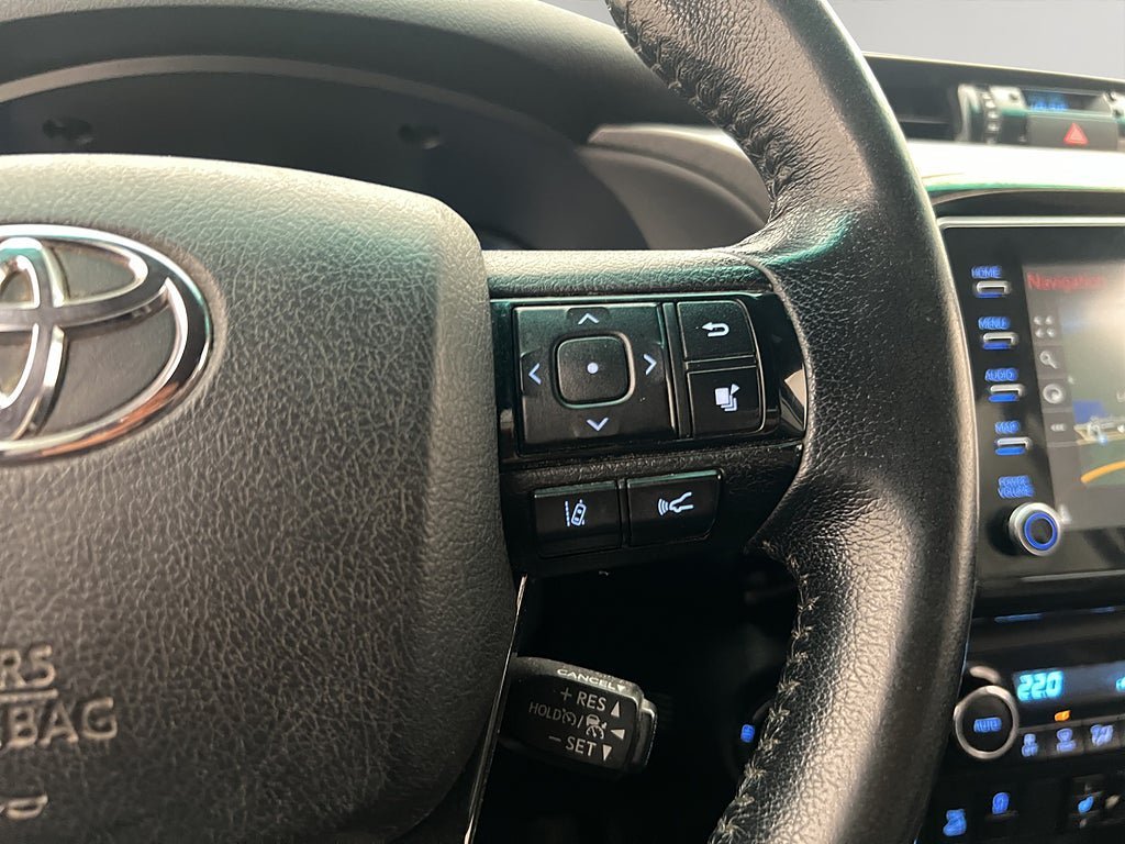 Vehicle Image 22