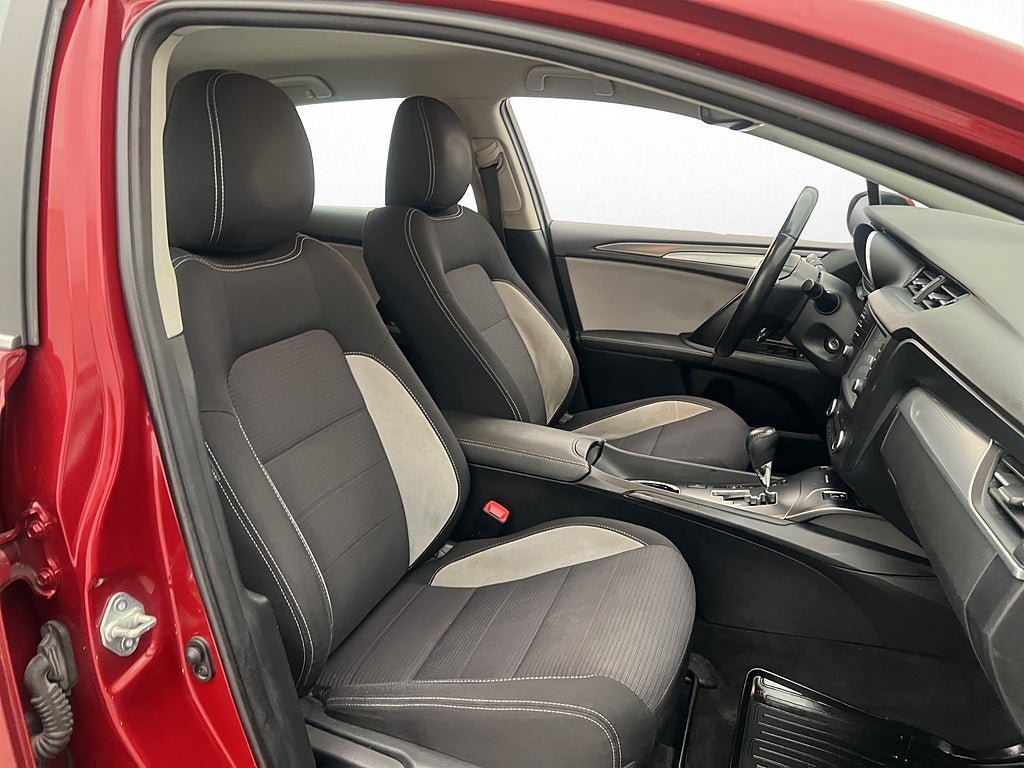 Vehicle Image 14