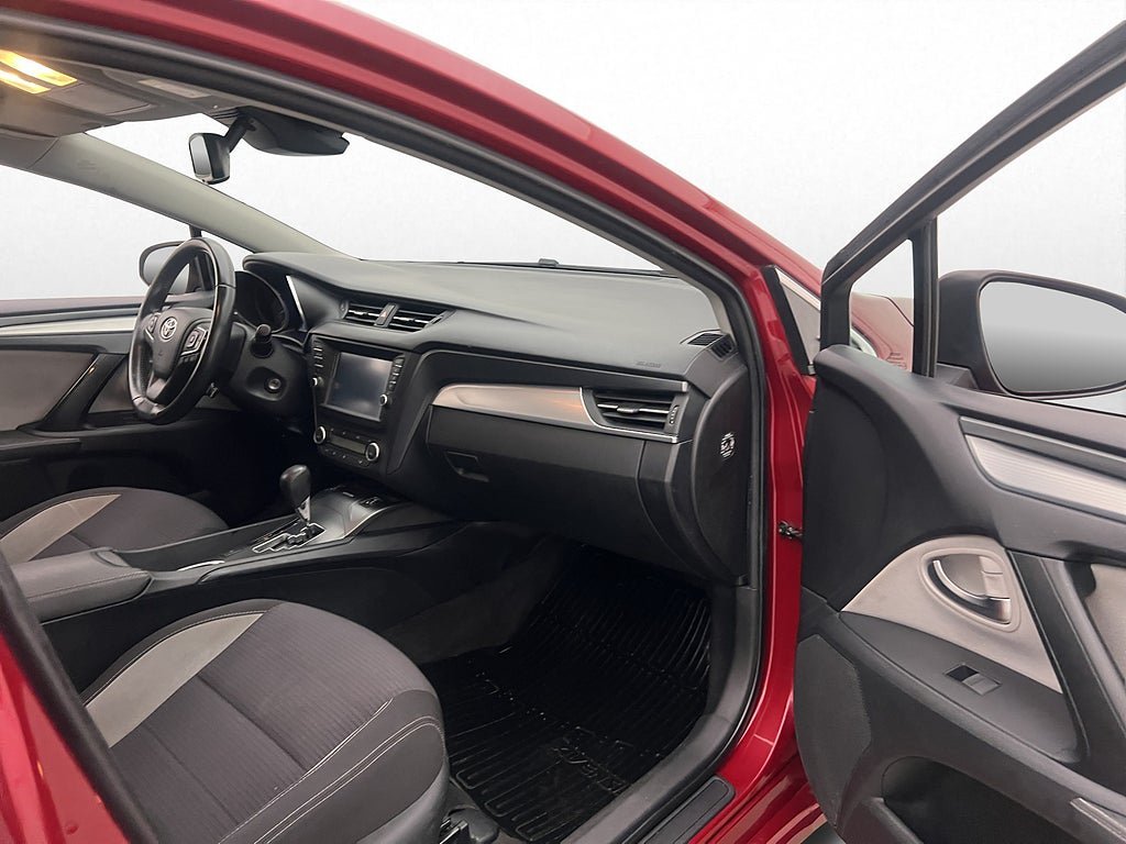 Vehicle Image 15