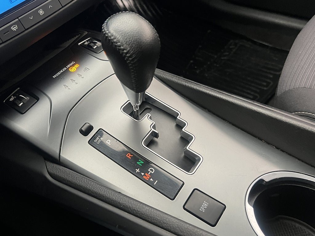 Vehicle Image 22