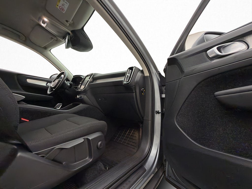 Vehicle Image 37