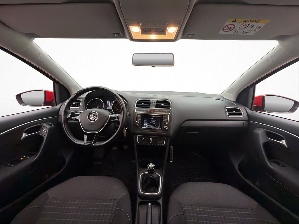 Vehicle Image 11