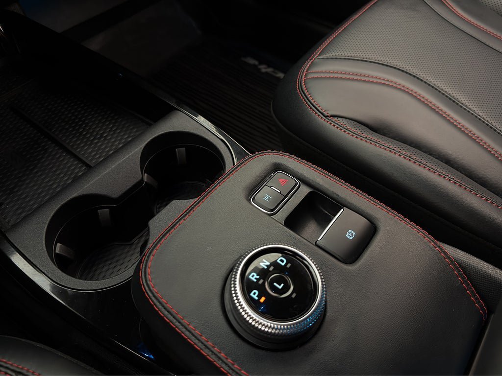 Vehicle Image 24