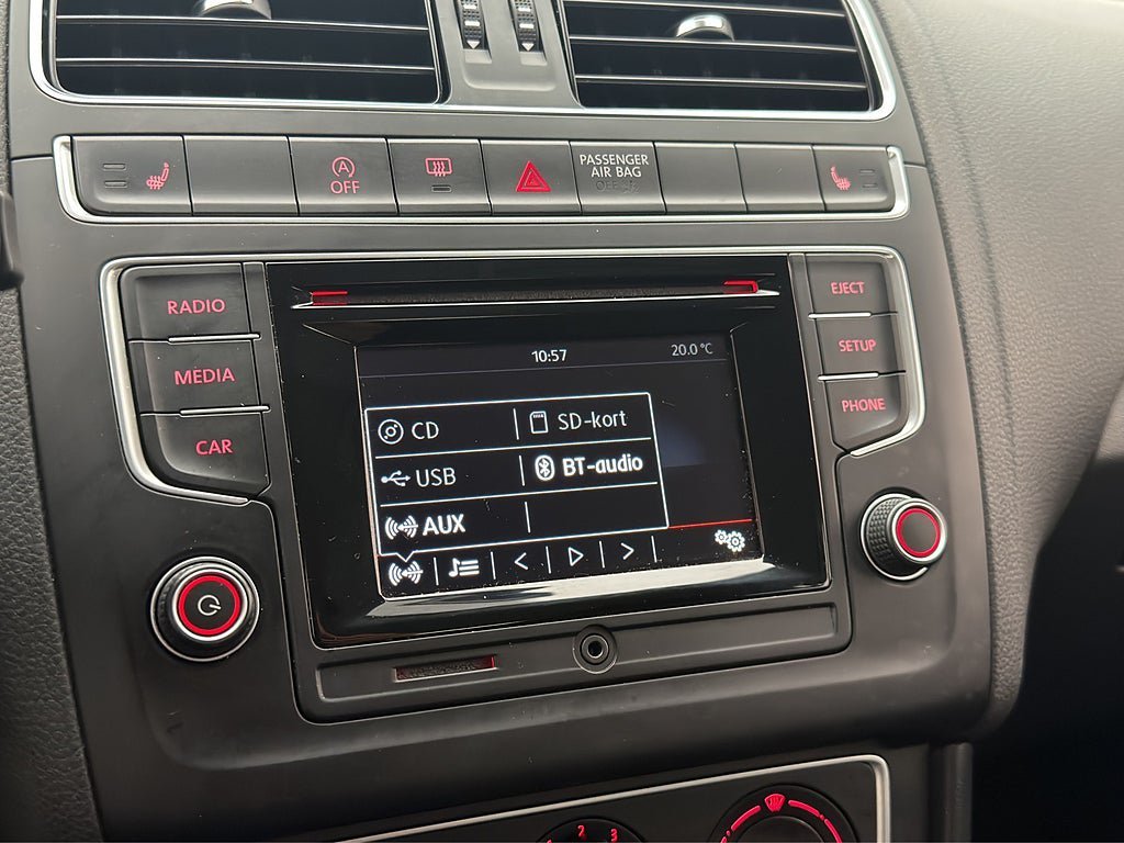 Vehicle Image 15