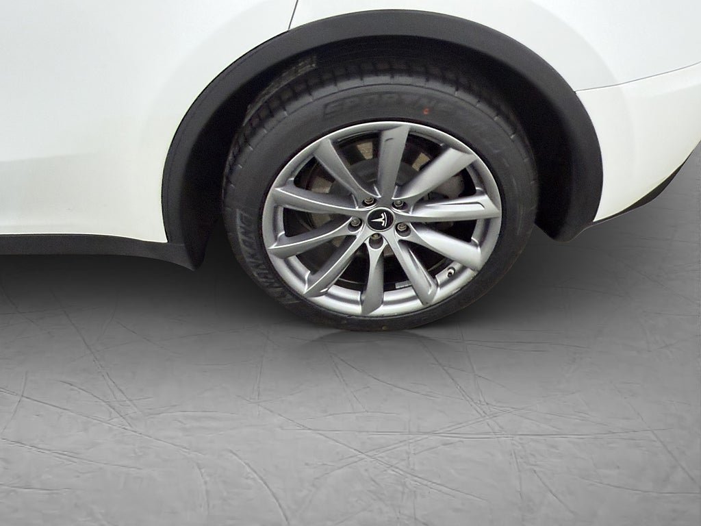 Vehicle Image 35