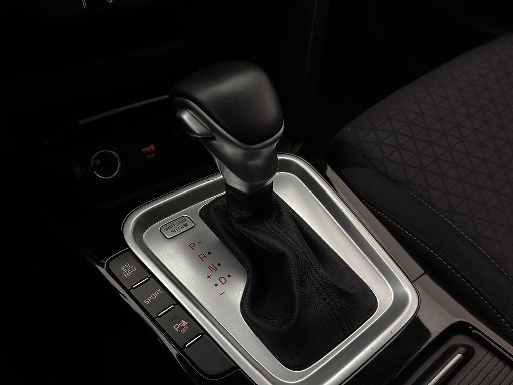 Vehicle Image 22