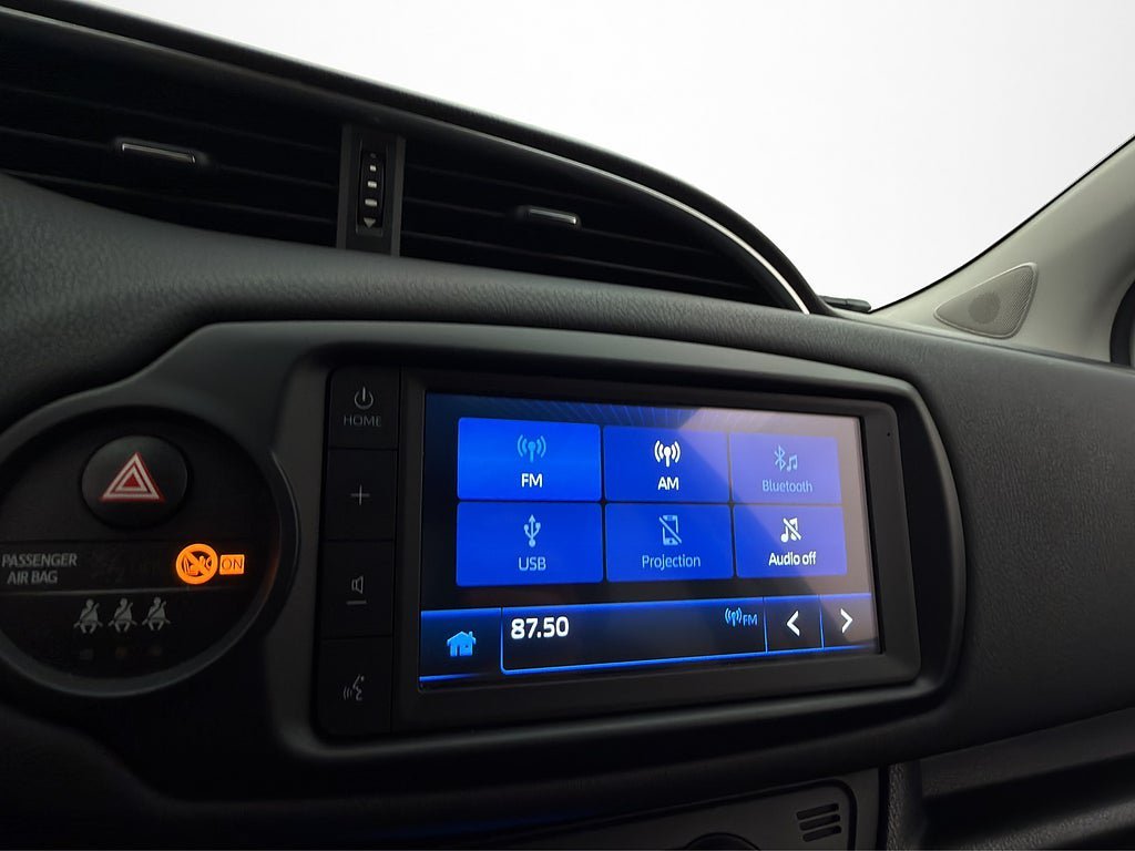 Vehicle Image 18