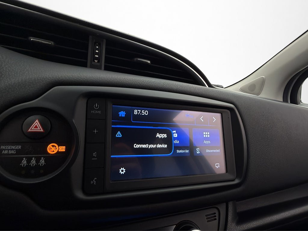 Vehicle Image 19