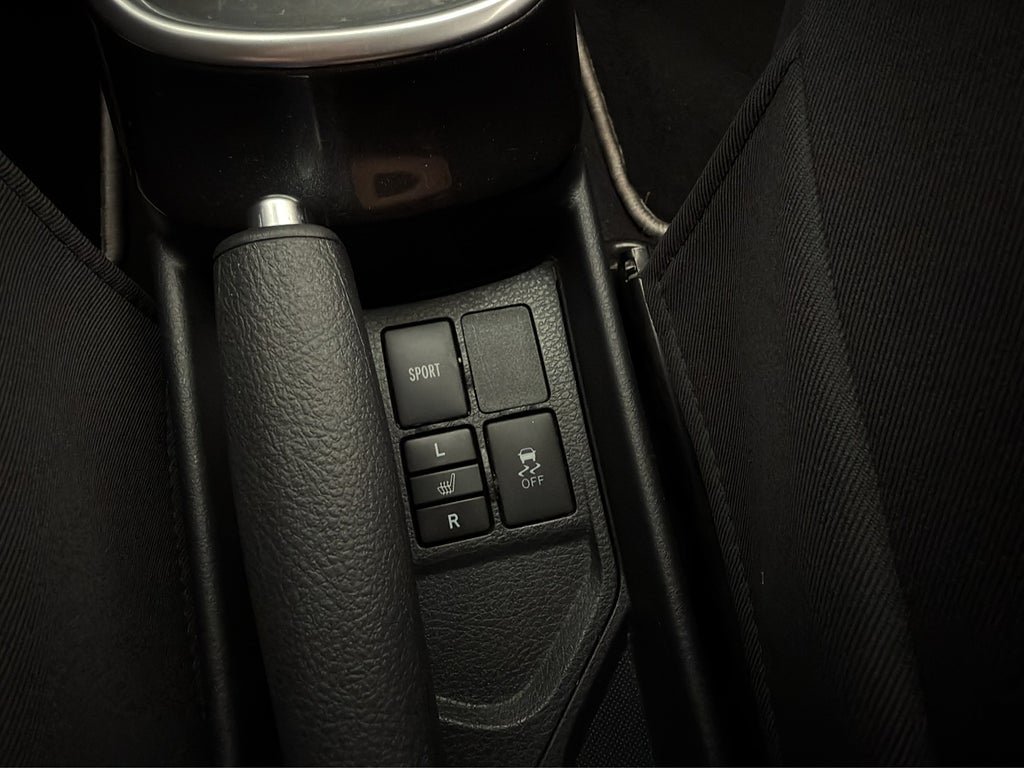 Vehicle Image 22