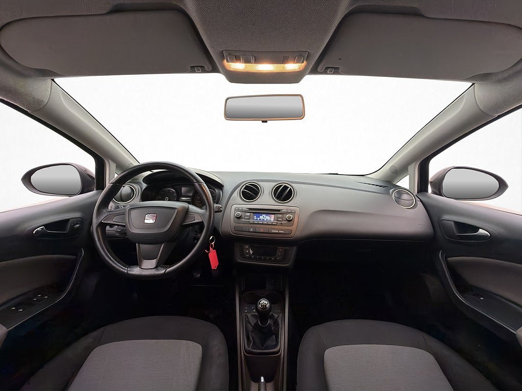 Vehicle Image 12