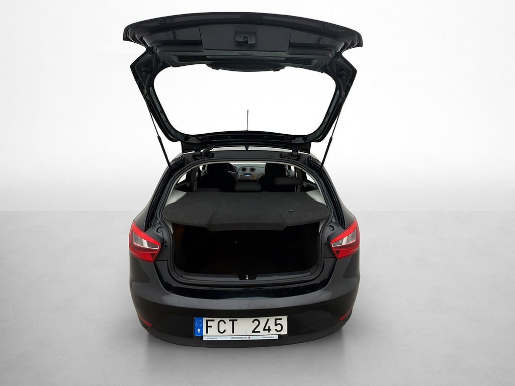 Vehicle Image 23