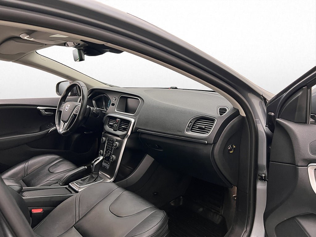 Vehicle Image 26