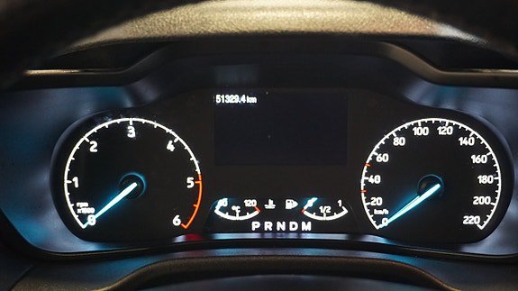 Vehicle Image 16
