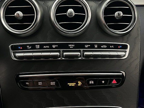 Vehicle Image 27