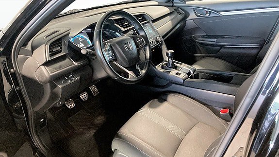 Vehicle Image 13