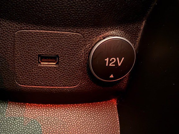 Vehicle Image 23