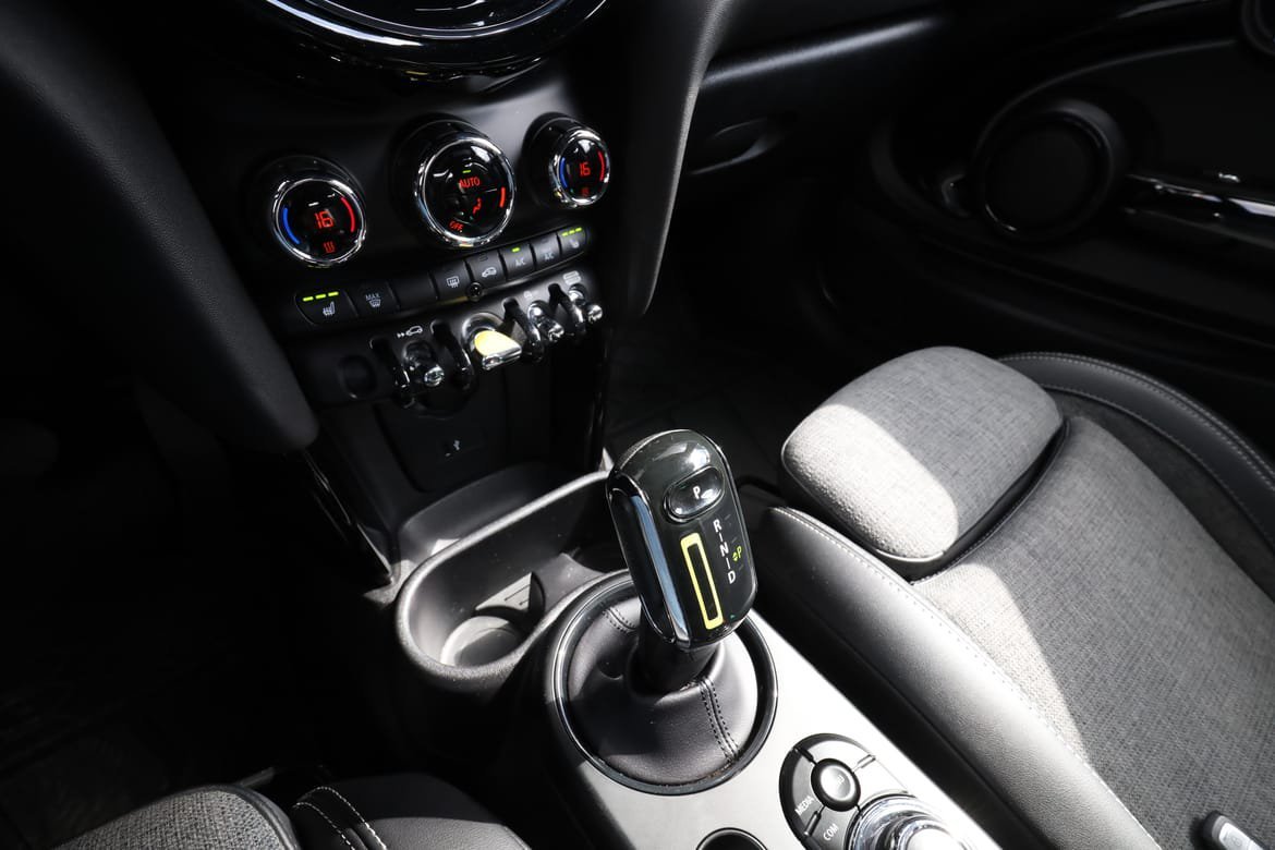 Vehicle Image 24