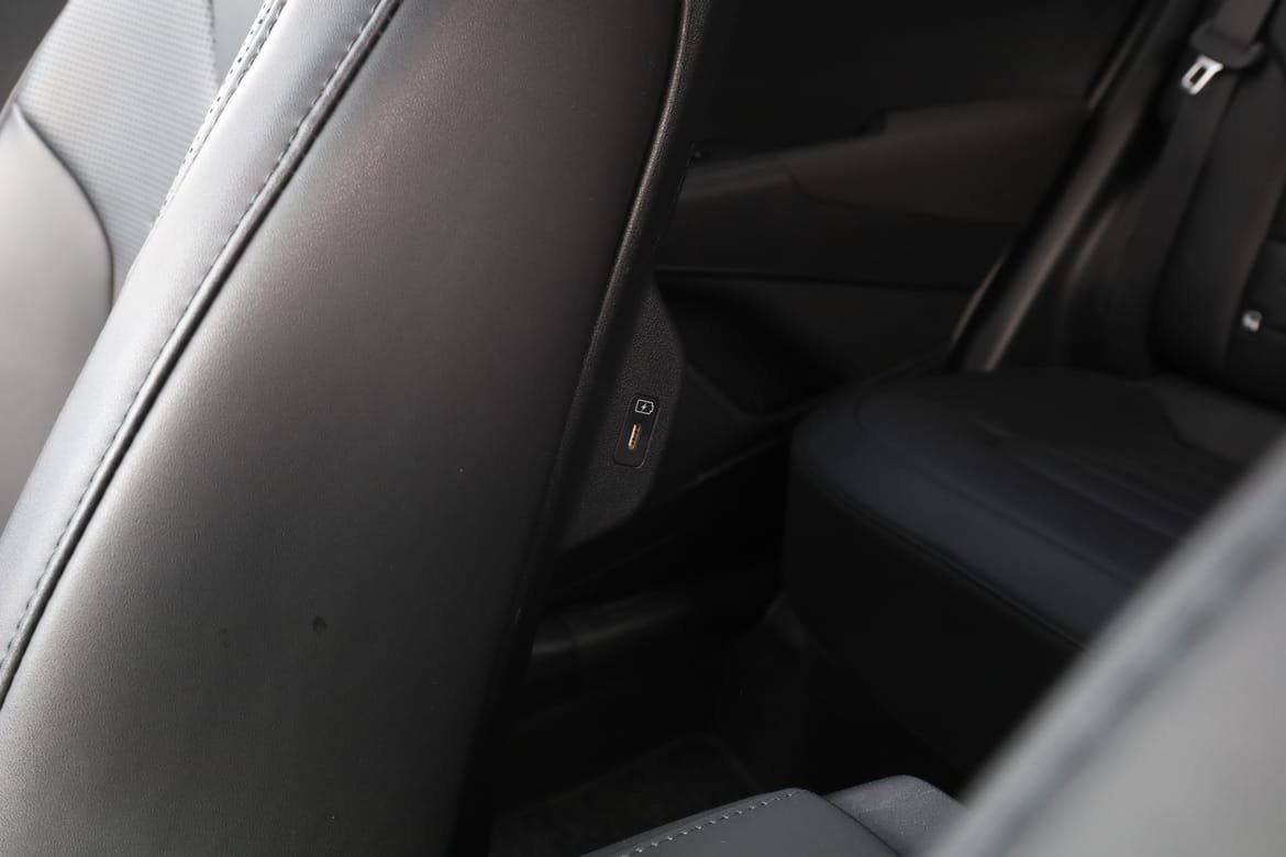 Vehicle Image 40