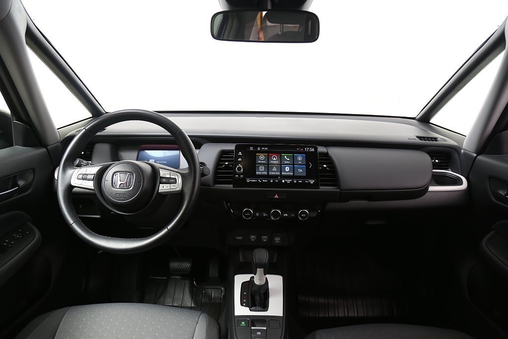 Vehicle Image 17
