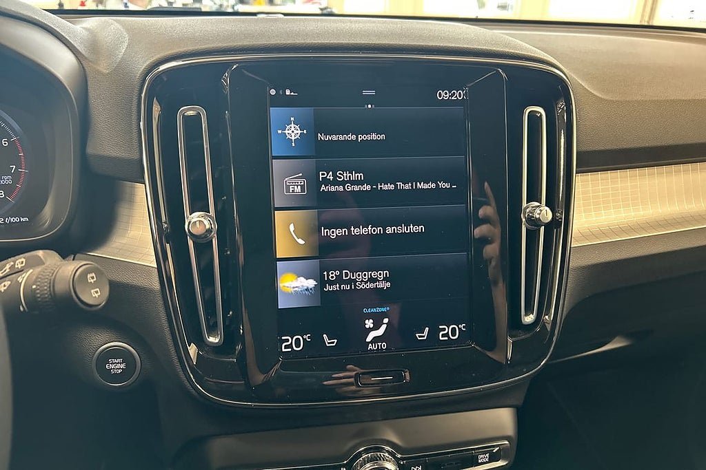 Vehicle Image 18